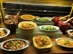 -四海一家自助餐(益田假日广场店)