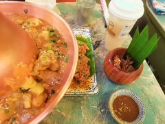 土司铜锅油焖鸡-浩海火燒雲傣家菜(静安芮欧店)