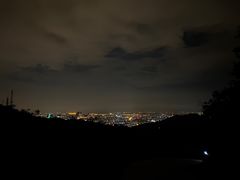 -鬼笑石后山停车场