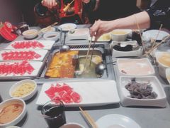 -海底捞火锅(铂澜大象城店)