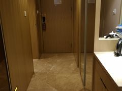 -南京双门楼宾馆(盐仓桥地铁站阅江楼店)