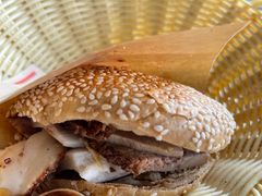 -京容合·老北京烧饼夹肉(珠江八区店)