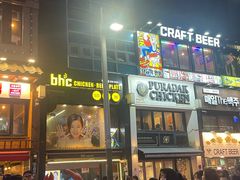 -BHC炸鸡(明洞总店)