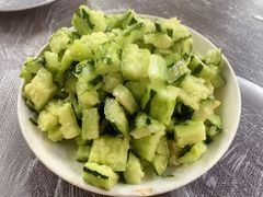 蒜拍黄瓜-食神又名厕所兔