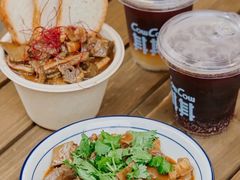 -CowCow其其·牛杂咖啡公司(六运店)