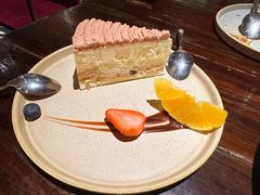 朗姆酒栗子蛋糕-Brut Eatery Wine Bar & Restaurant (建国东路店)