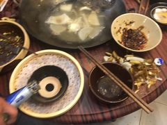 -老街烧烤大排档·地道湖北菜·龙虾馆(汉口火车站店)
