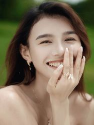 点击看大图 -至臻微拉婚纱摄影