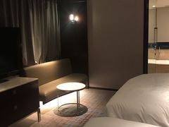 -上海龙之梦万丽酒店