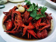 秘制辣卤小龙虾-辣螃铠盆盆蟹大排档(总店)