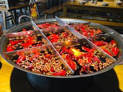 -白乐天毛肚火锅馆(南滨路店)