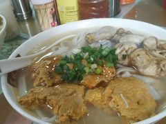 蟹皇膏台山生蚝八爪鱼捞河粉-荔林食店(西华路店)