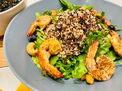 板煎大虾沙拉配日式海苔饭-池奈·咖喱蛋包饭(熙地港店)