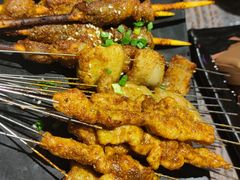 -老街烧烤大排档·地道湖北菜·龙虾馆(汉口火车站店)