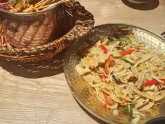 -川堂风·跷脚牛肉·乐山爆炒(宝山日月光店)