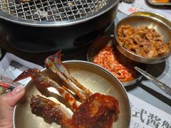 -草家酱蟹炭火烤肉店(珲春南路一店)