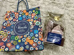 -VENCHI 闻绮(上海佛罗伦萨小镇店)