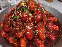 -巴厘龙虾·榜首油焖大虾(音乐学院·沿江酒馆店)