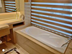 -兴芮温泉度假区