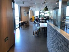 大堂-麦当劳(三亚凤凰机场店)