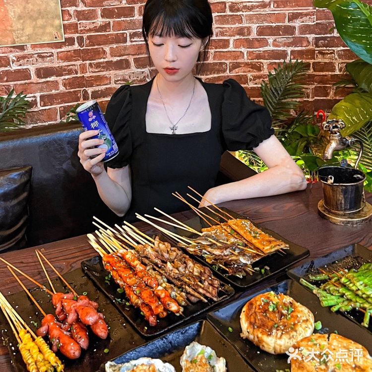 三亚美食｜来三亚旅游必吃的海边平价烧烤🦪