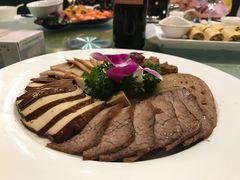 -鑫皇朝酒店(建设一路店)