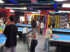 -DEDE APU潮玩运动聚乐部(观音桥店)