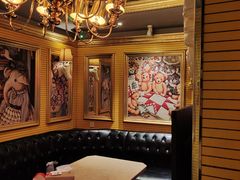 -自由港KTV(王子公主金平店)