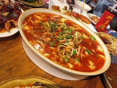 -李双猪·小龙虾·烧烤·羊肉煲(乐山店)