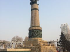 -人民防洪胜利纪念塔