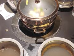 -钱小奴海鲜自助黑金店(杭州滨江龙湖店)