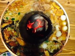 老陕暖锅-三姐妹餐厅(曲江店)