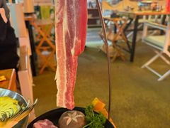 -叽叽扎扎烤肉场(生态城万达店)