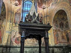 -滴血救世主教堂