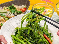 -蕉叶·泰国歌舞风情(世贸店)