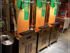 -街角等你.大连海鲜烧烤.经典铁板海鲜串(西安路店)