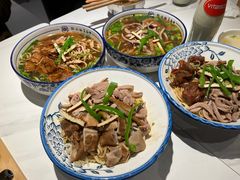 -镇南锅盖面馆(解放路店)