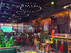 -喜鹊音乐酒馆(西街店)
