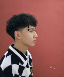 -贝勒爷专业男发