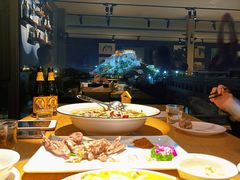 自助取餐区-平措康桑·和牛自助观景餐厅(布达拉宫店)