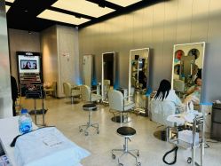 -PE SALON