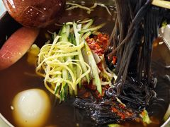 -服务大楼冷面(延大店)