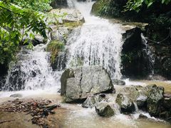 -藏龙百瀑风景区