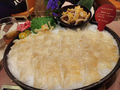 加拿大象拔蚌-協成海鮮火鍋(老店)