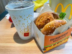 -麦当劳(浦江镇绿地乐和城店)