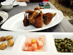 -粤尚腾香居中餐厅(首都机场希尔顿店)
