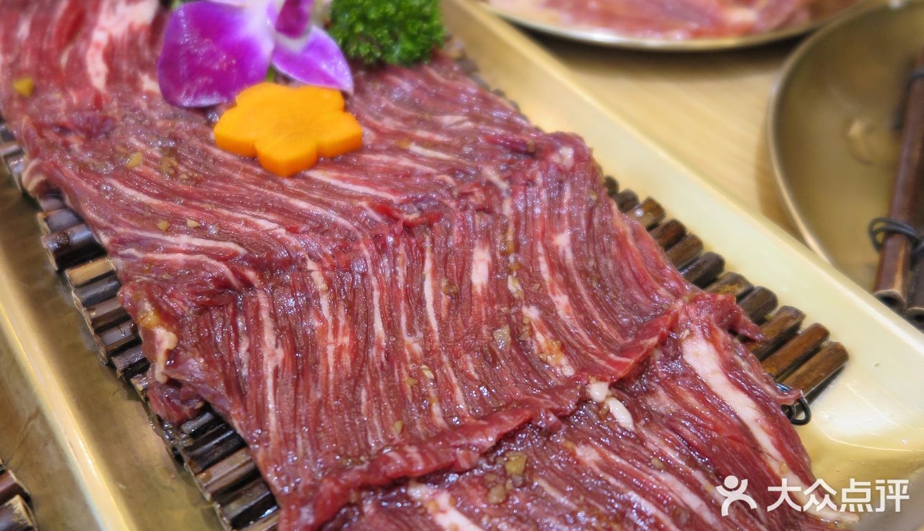 烤肉🥩老式吃法是蘸麻酱和串料？？？？？