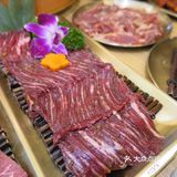 烤肉🥩老式吃法是蘸麻酱和串料？？？？？