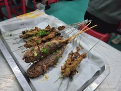 小黄鱼-小民大排档(马场角横路店)