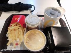 -麦当劳(水坑尾街店)